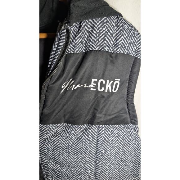 Marc Ecko Cut & Sew Men's Black White Hooded Quilted Vest Sz Small Street Wear - Picture 4 of 7